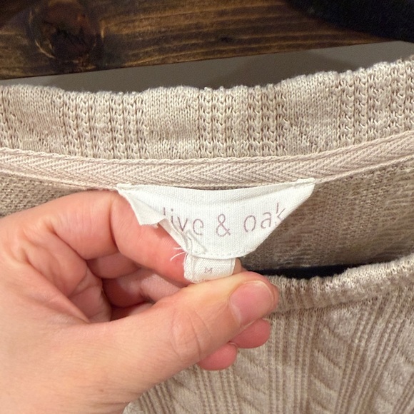 Olive & Oak Cream Knit Sweater - Picture 4 of 6